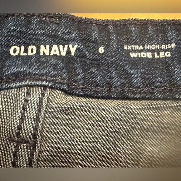 Old Navy Extra High-Rise Wide Leg Pants, Size 6. - Picture 5 of 8